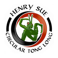 HenrySurCircularTongLongKungFu-1.png